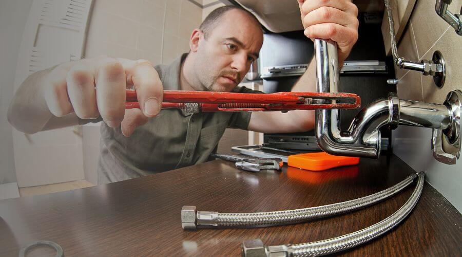 Expert burst pipe repair services in Vulcan, MO